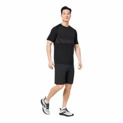 Push FWD Men's Seamless Training T Shirt -NIKE store FGL 333629684 01 c FWD Mens Push Seamless T Shirt 70012F28193911