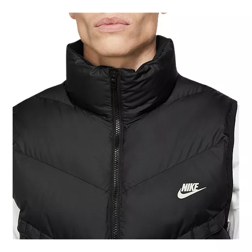 Nike Men's Sportswear Vest, Standard Fit, Winter 3 Nike Men's Sportswear Vest, Standard Fit, Winter - Image 3
